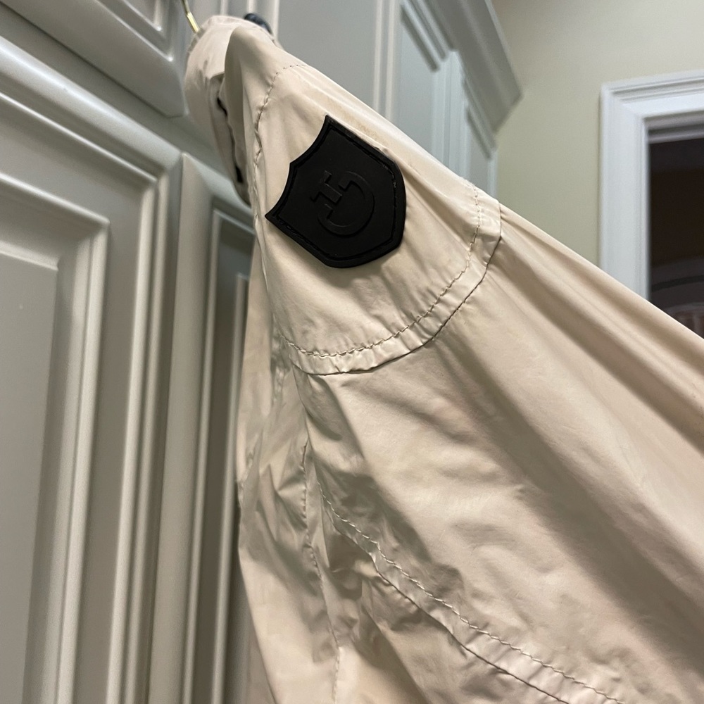 Cavalleria Toscana Windbreaker - Picture 2 of 6
